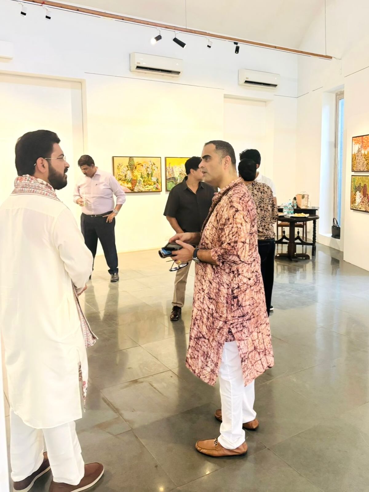 dev_londhe__1771410660_3835191971153765902_1482070127